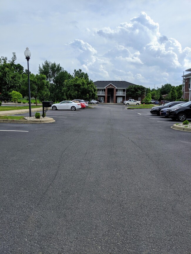 Building Photo - 10501 Chariot Run Ct