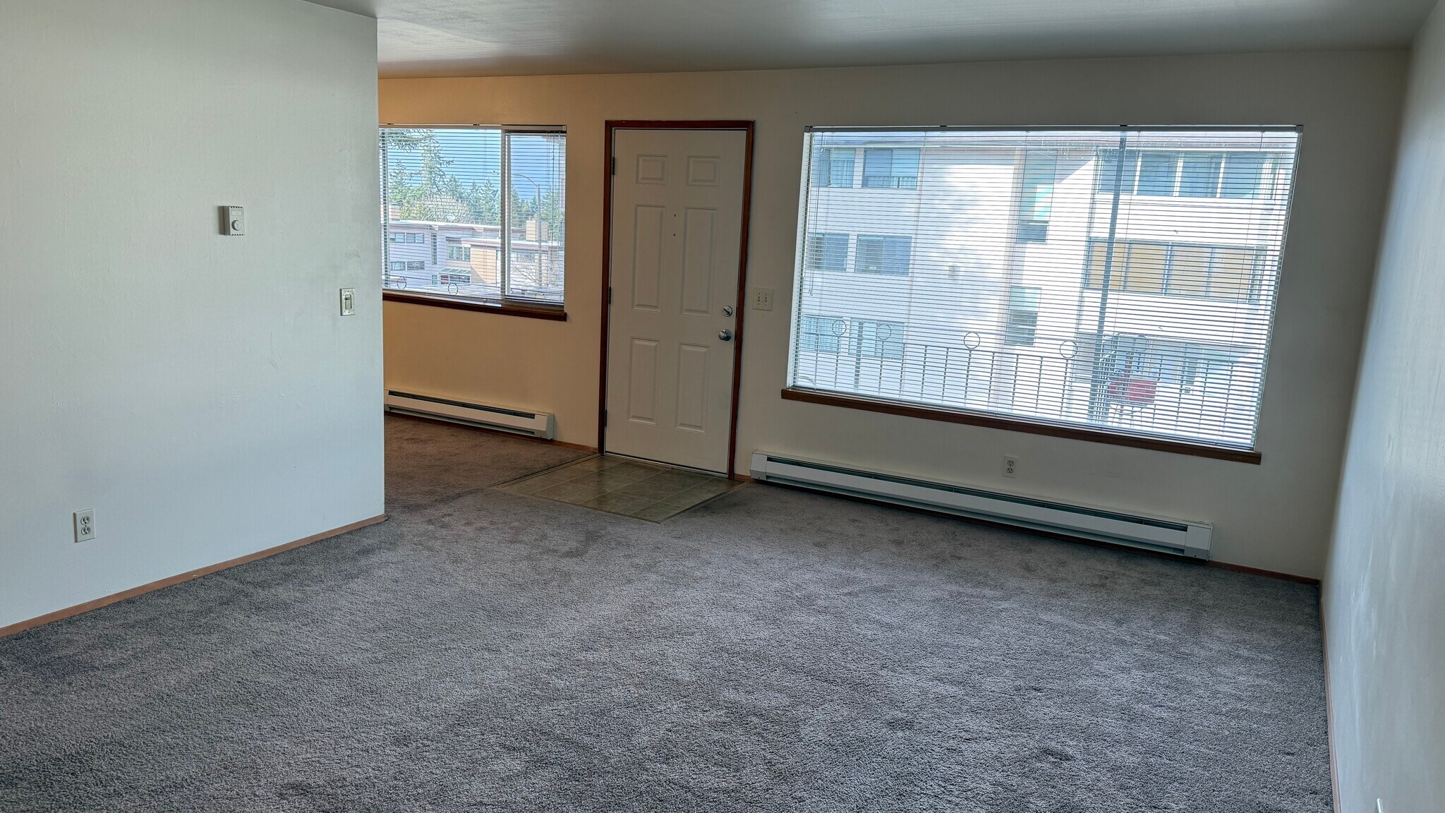 Building Photo - 1123 5th Ave S