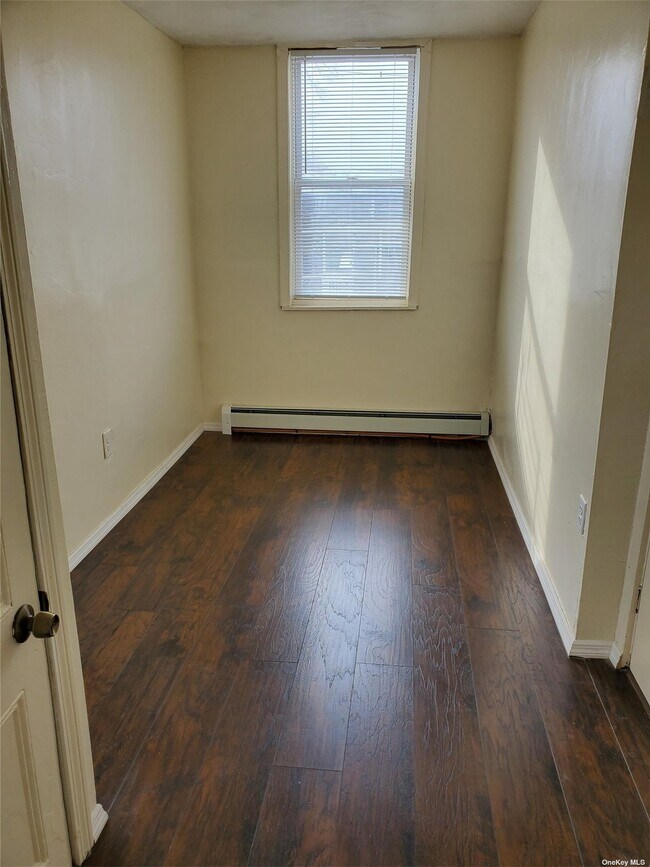 Building Photo - 279-271 1st St