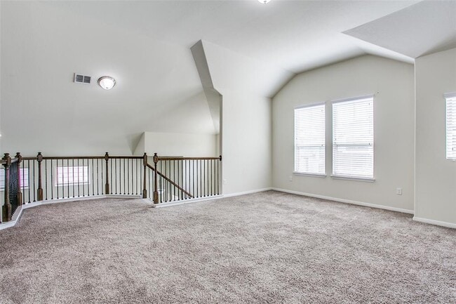 Building Photo - 9804 Tolima Dr