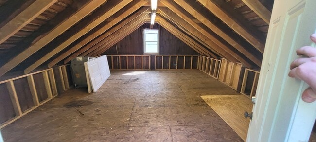 Building Photo - 62 Lincoln Ave