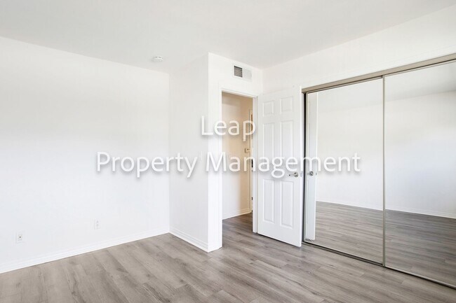 Building Photo - 1490 W Lambert Rd