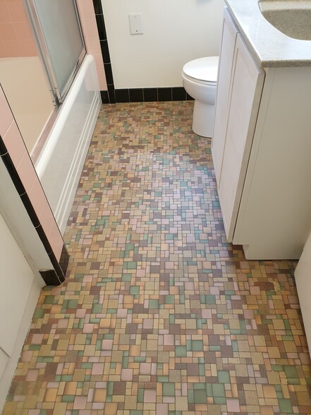 Art Deco floor tile - 2567 Land Park Dr