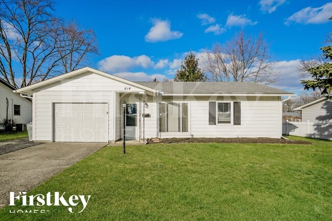 Building Photo - 614 Palace Ln