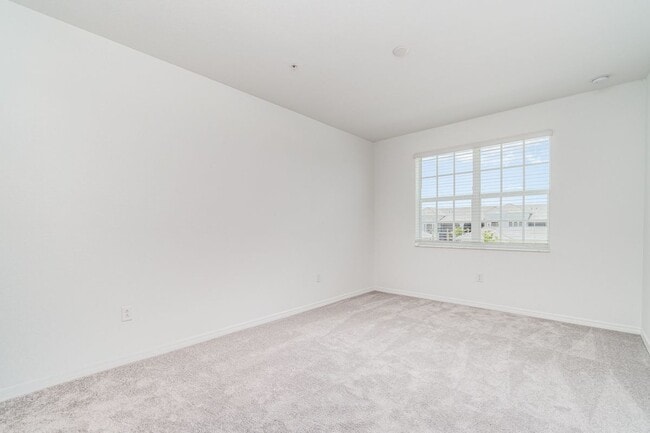 Building Photo - 15194 Bluffton Ln