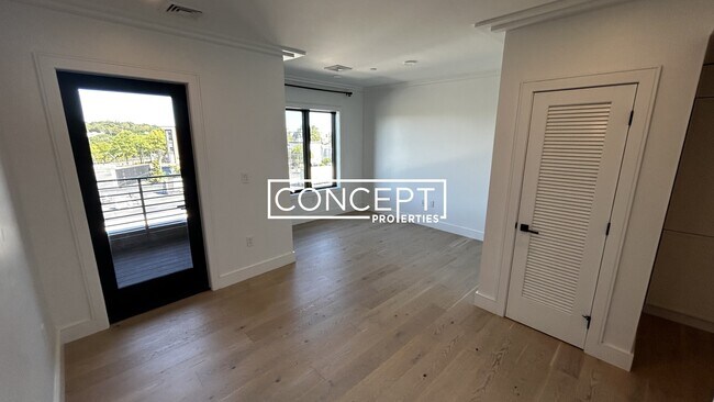 Building Photo - 50A Leo M Birmingham Pkwy. Unit 405C