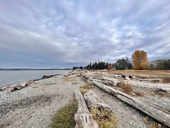 Building Photo - 7650 Birch Bay Dr