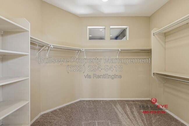 Building Photo - 2927 W Plum Hollow Dr