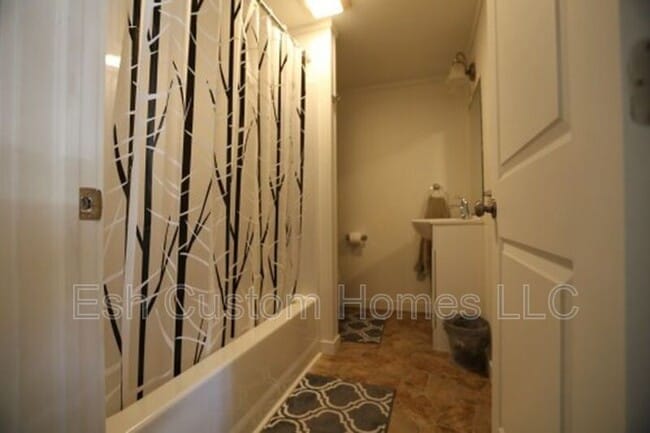 Building Photo - 135 W 3rd St