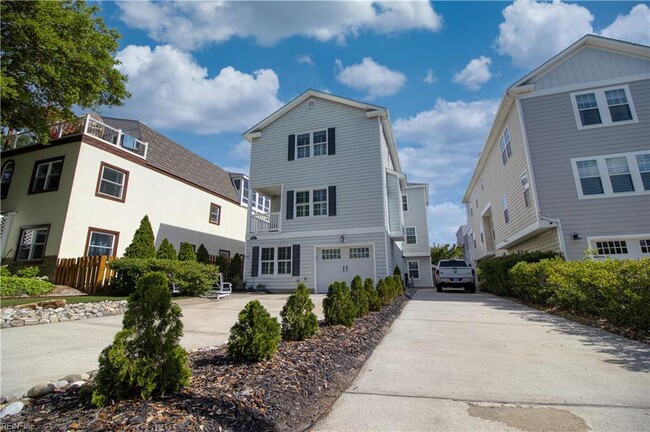 Building Photo - 4811 Lauderdale Ave