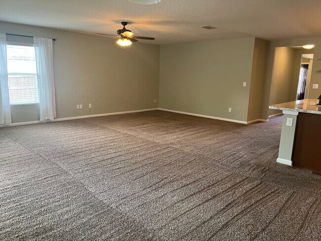 Building Photo - West Magnolia 3BR / 2BA Home Clay County