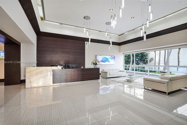 Building Photo - 16485 Collins Ave