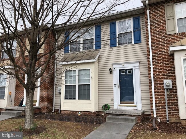 Primary Photo - 403 Chatham Square