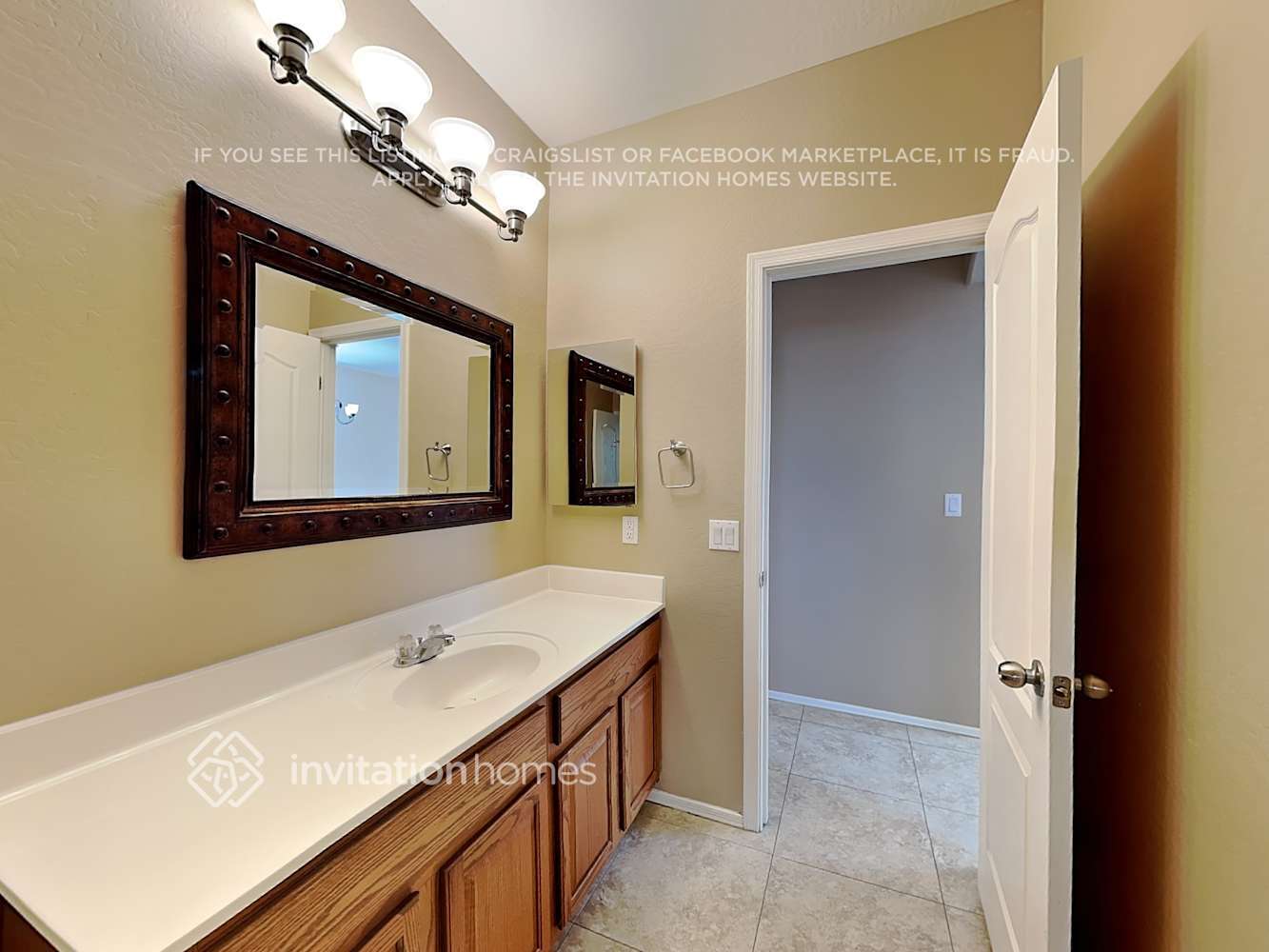 Building Photo - 4962 E Longhorn St