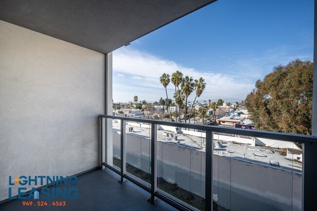 Building Photo - Luxury Two-Bedroom in North Hollywood – On...