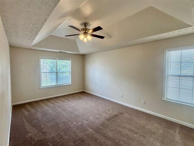 Building Photo - 540 Manor Glen Dr