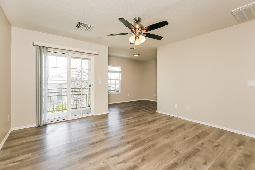 Building Photo - 7560 Bright Eyed Ct