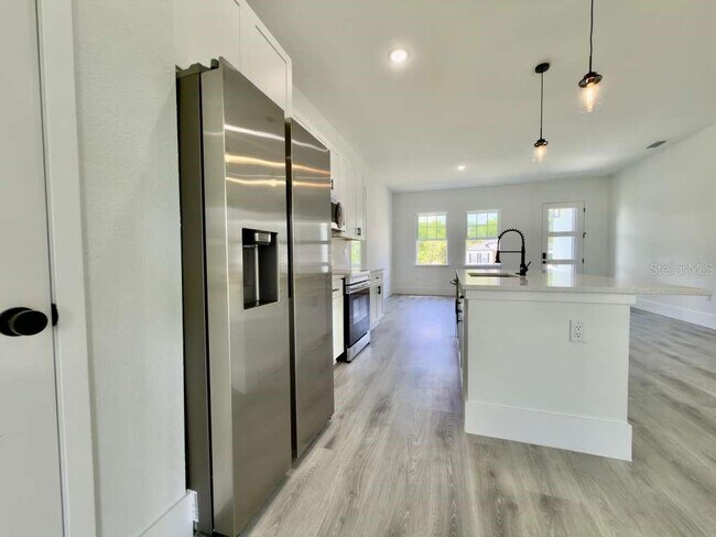 Building Photo - 15775 SW 59th Avenue Rd