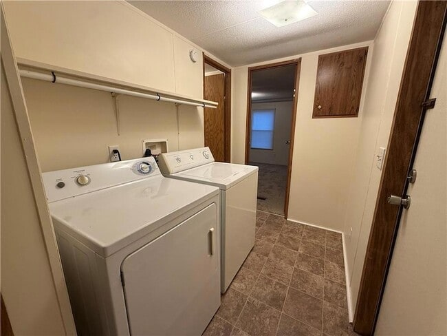 Building Photo - 64096 Mangano Rd