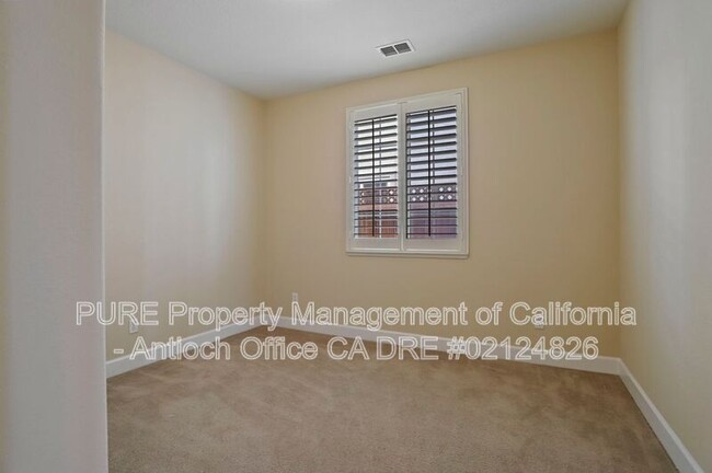 Building Photo - 4581 Bonraven Way
