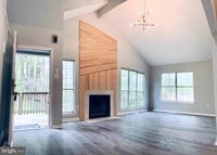 Building Photo - 1533 Casino Cir