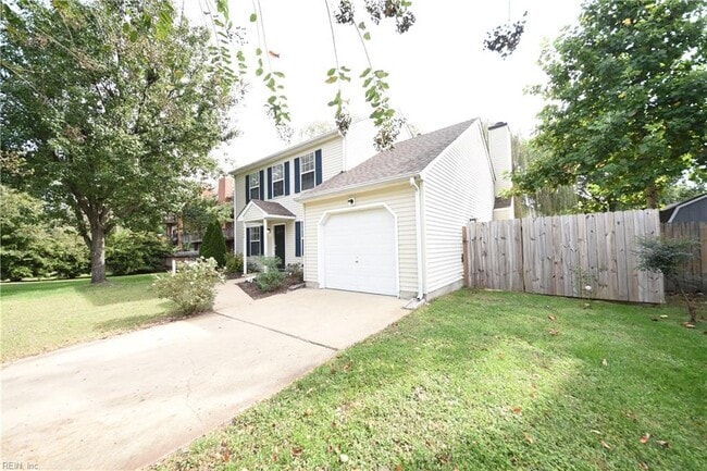 Building Photo - 1549 River Creek Crescent