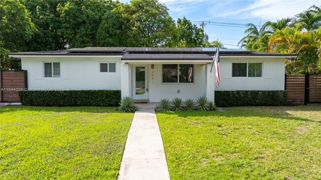 Building Photo - 9841 Dominican Dr