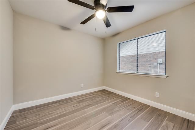 Building Photo - 3301 Cliffview Dr