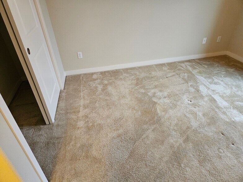 Building Photo - 11516 SW Berlin Ave