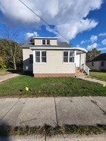 Building Photo - 1192 Maple St