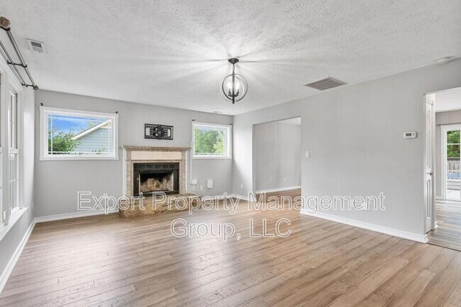 Building Photo - 2470 Lull Water Dr
