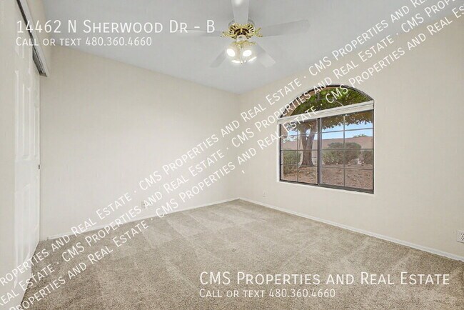 Building Photo - 14462 N Sherwood Dr