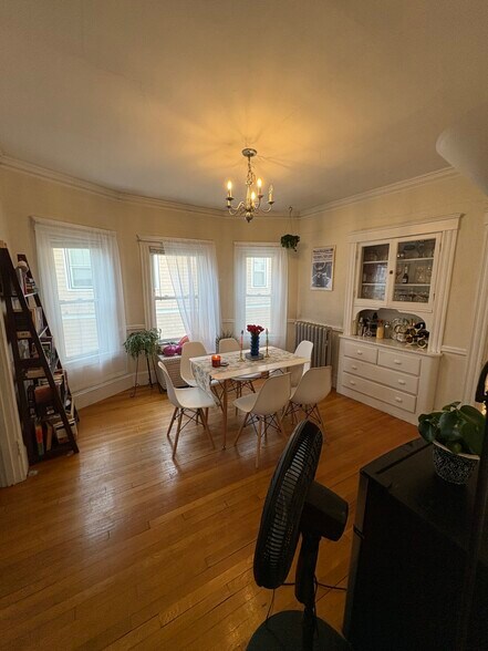 Building Photo - 34 Sunset Rd