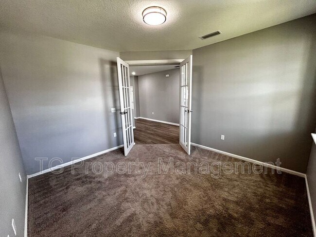 Building Photo - 11646 Pacific Dogwood Ct
