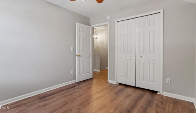 Building Photo - 1st Floor Master Bedroom
