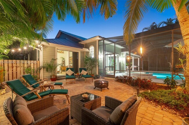 Building Photo - 3842 SW St Lucie Ln