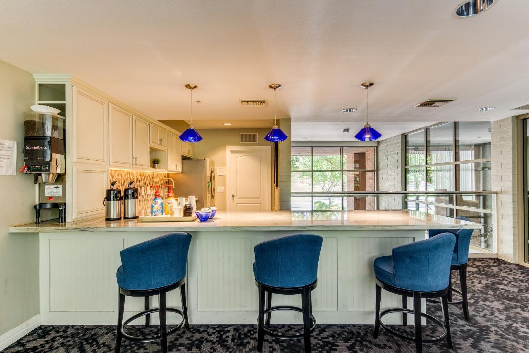 Coffee Bar - 1701 E Colter St