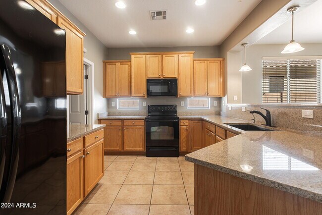 Building Photo - 30153 N 71st Dr