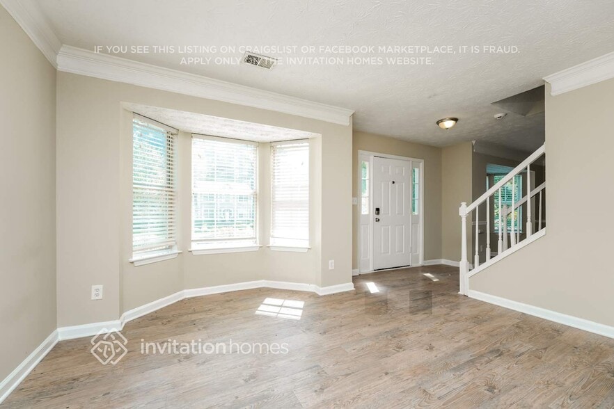 Building Photo - 1059 Shadow Lake Dr