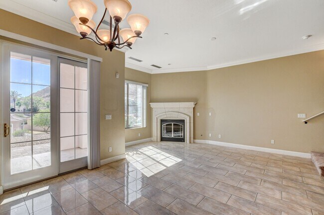 Building Photo - Luxury Resort Style Condo in Lake Las Vegas