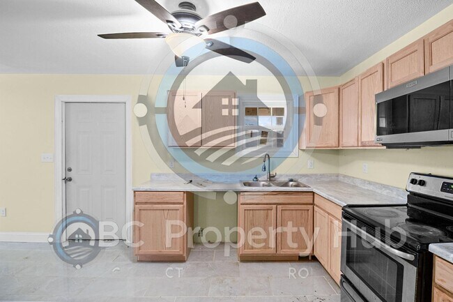 Building Photo - 97 Blakley Subdivision Rd