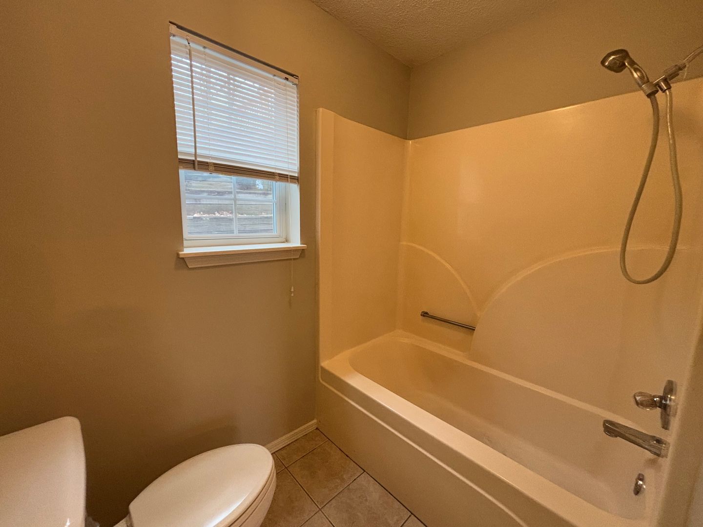 Building Photo - 3213 Cardinal Creek Cir