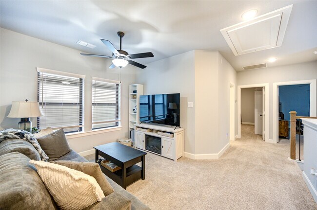 Building Photo - 11718 Cibolo Cyn Rd