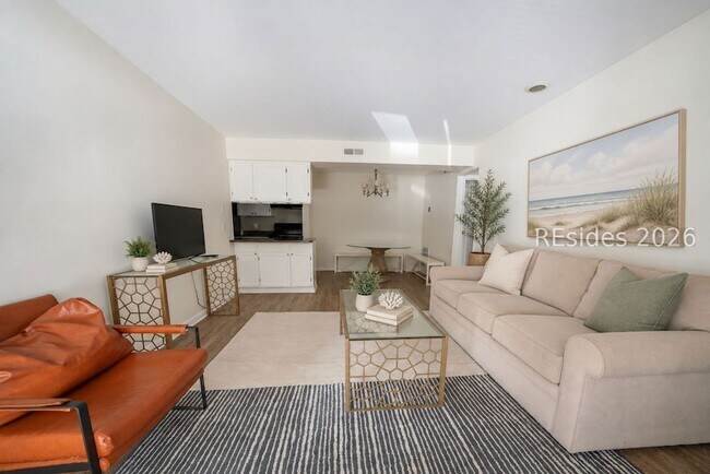 Building Photo - 141 Lamotte Dr