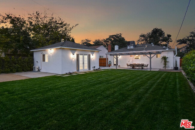 Building Photo - 6167 Costello Ave