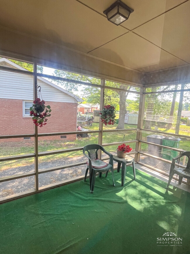 Building Photo - 5324 Elderbank Dr