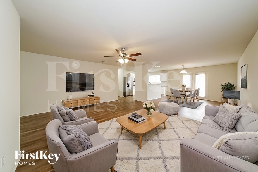 Building Photo - 2136 Benning Way