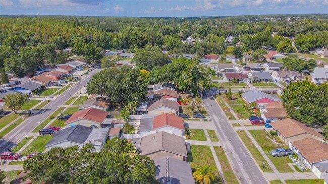 Building Photo - 16017 Woodpine Dr