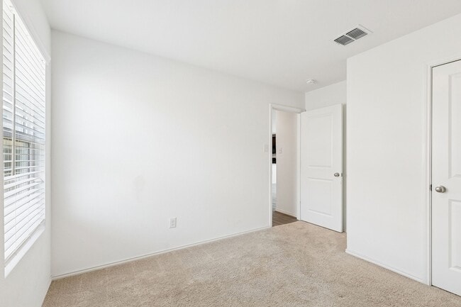 Building Photo - 9700 Lafferty Ln