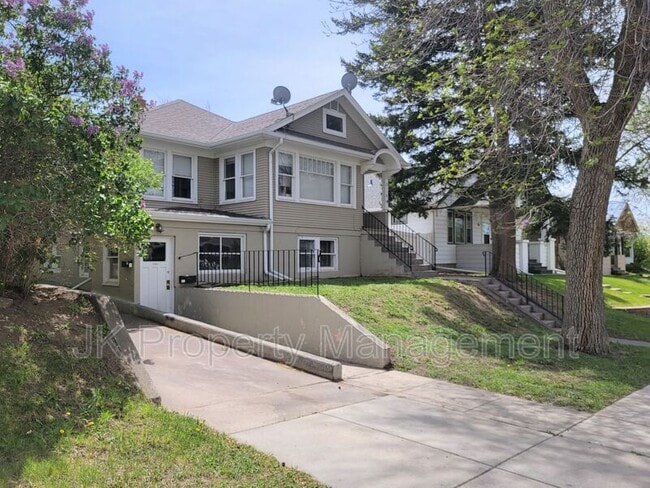Building Photo - 2118 1st Ave N